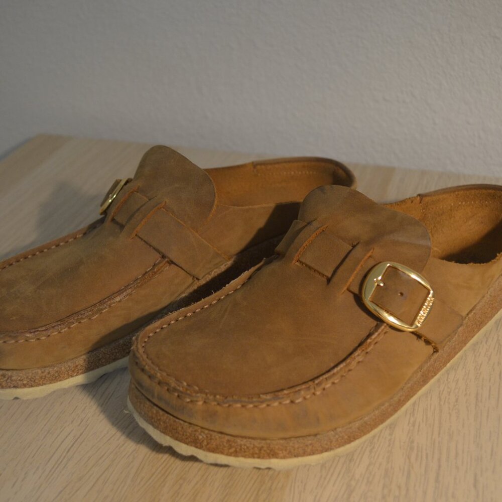 Birkenstock Buckley mules - Women's 9 narrow - Cognac color